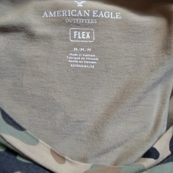 AMERICAN EAGLE Crew Neck Camoflauge Short Sleeve T Shirt Size MED - Picture 3 of 4